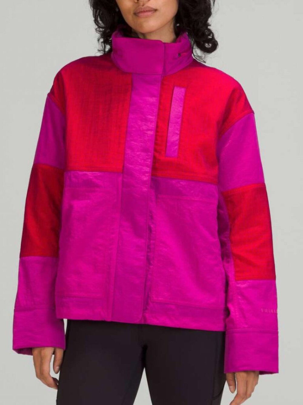 Lululemon Water-Repellent Mesh Jacket Ripened Raspberry / Autumn Red sz 6
